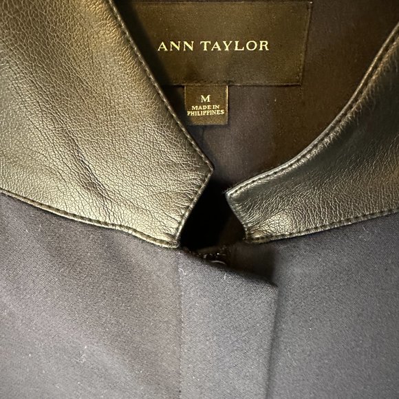 Ann Taylor Ladies Black Car Coat with 3/4 sleeves and faux leather trim - Picture 2 of 4